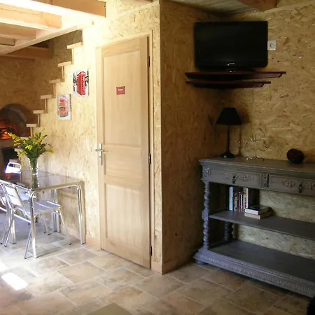 Maison Cocooning Avec Piscine Et Sauna Au Coeur De La Nature - Fr-1-489-208 Gospodarstwo wiejskie Vernusse