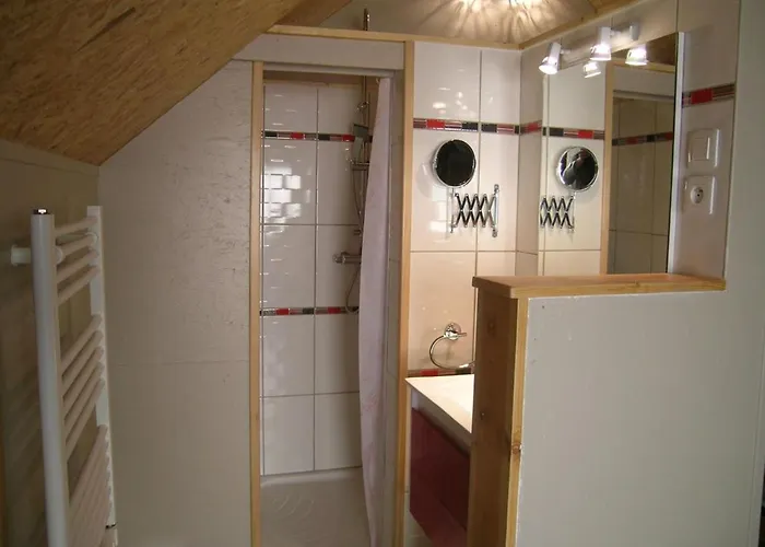 Дом отдыха Maison Cocooning Avec Piscine Et Sauna Au Coeur De La Nature - Fr-1-489-208